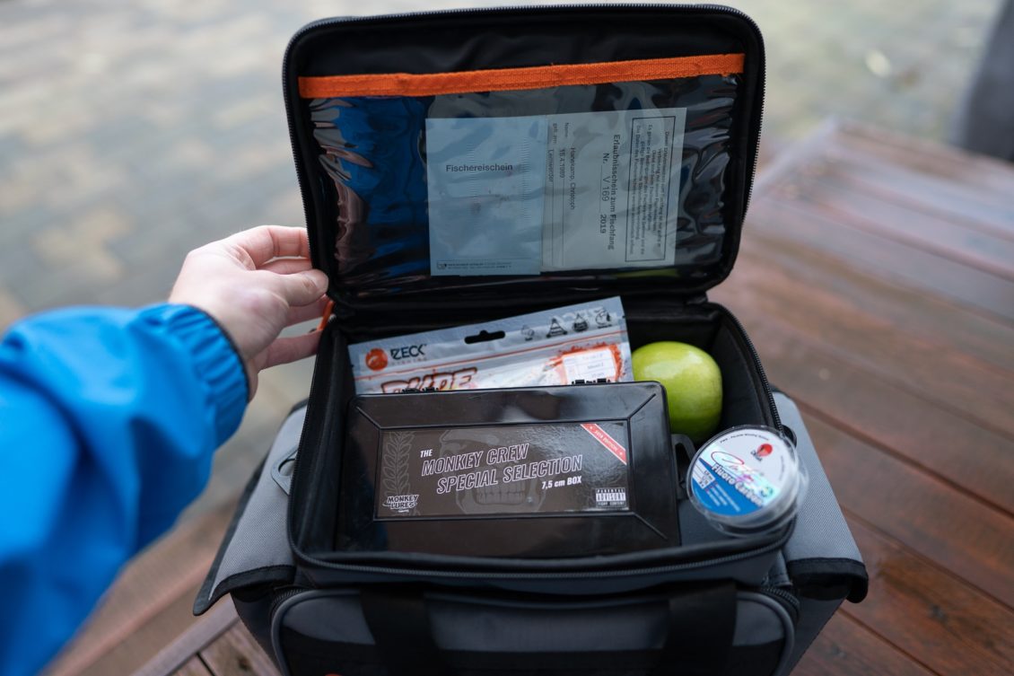 Angeltasche: Ausreichend Platz für Ausrüstung und Snacks