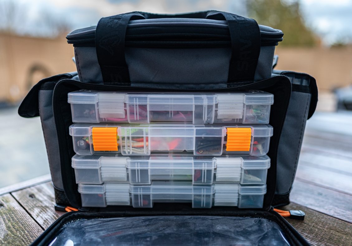 Angeltasche mit Platz für 4 Tackleboxen